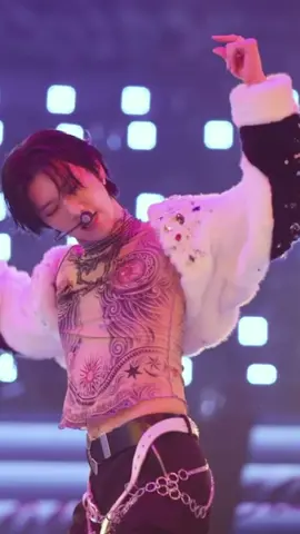 Unapologetically sexy❤️‍🔥 #SBSGayoDaejeonxTEN  #TEN #TENLEE #เตนล์ #텐 #テン  