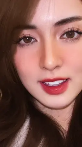 🧏🏻‍♀️