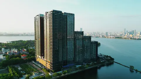 Hồ tây ngày càng thay đổi với những tòa cao ốc hiện đại #sungrandcity #sungrandcityquangan #sungrandcityhotay #hotay