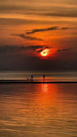พระอาทิตย์ตก  #พระอาทิตย์ตก#fypシ #sunset #วิวทะเล #ตะวันตกดิน #หน้าทอนเกาะสมุย 