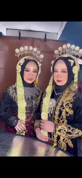❤️✨ @Makeupbyririn_ #pengantin #2pengantin #weddingvibes #pasangandouble #fypシ #fypシ゚viral #fyppppppppppppppppppppppp #fypage #kakakadik #ngunduhmantu #adatjawa #jawatimur 