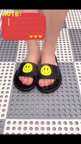 Miếng ghép sàn nhà tắm  #miengghepsannhatam #thamnhatam #miengghepsannha #trongtruot #xuhuong #trend #oanhtiny #nhatam 