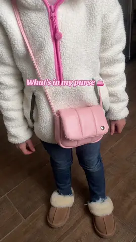 I love being a girl mom 👛🤗🤣✨💕#whatsinmybag #whatsinmypurse #girlytok 