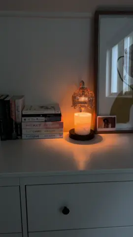 Cozy candle warmer from A m a z o n 🫶 #amazonfinds #candlewarmer #cottagecore #antique #christmashaul #homedecor 