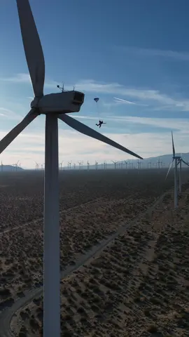 Prepping for present drops 🎄🎁 #basejump #basejumping 