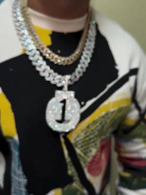 Your jewel as you want it, any width, length and weight ... -Showroom         📞 407-910-4391 -WhatsApp         📲 321-380-8451 -Whatsapp 2      📲 321-802-0494 -Custom orders 📲 321-900-5179  📌2475 michigan ave, kissimmee fl 34744 Financiamiento disponible con o sin crédito  . . . #icedout #diamonds #hiphop #jewelry #gold #diamondwatch #cubanlink #bling #moneeey #cadenacubana #goldchains #vvs #rap #cubanas #customjewelry #luxury #fashion #dominicano #diamond #jewelrydesigner #goldminerllc #watch #jeweler #joyeria #realgoldminer #icedoutjewelry #cubanlik #jesuspiece #boricua #cubano 