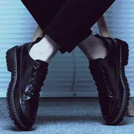 selain ganteng jadi makin elegant kalau make full black #docmart #sepatu #full #black #rekomendasioutfit #outfit #OOTD #outfitideas #foryou #xyzbca #fyp 