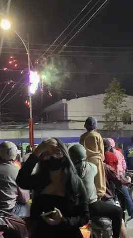 hôm wa có ai ik coi k ạ hello👋cái nào #CapCut #63tiengiangxinchao❤️ #lenxuhuong_tiktok #2003babie 