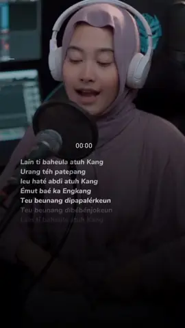 Kenapa gak dari dulu atuh 😔 #sundaan #lagusunda #emutbae #amaa_157 #liriklagusunda #sabdostory🌿 