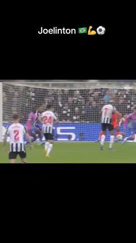 Joelinton #joelinton #newcastle #nufc #fyp #brazil #brazil🇧🇷 #physical #strength #strong 