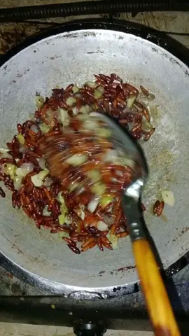 ngoreng ungker bolo#bahanswmu #mentahan #ungkerjati #fyp#hutantubanjatim 