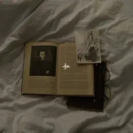 the intense urge to be a musician 🎼 #furelise #beethoven #classicmusic #musician #piano #pianist #oldmusic #viral #fyp 