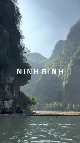 📍 Ninh Binh, Vietnam  #travel #travelvietnam #vietnam #fyp #kayak #traveltiktok #aesthetic #vietnamese #Love 