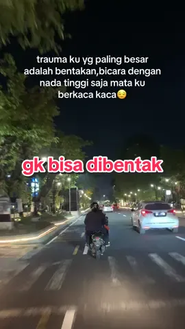 dibentak dikitttt dah nangisss nyesek bgt!🙂 #fyp #fypシ #fypシ゚viral #tiktok #tiktokforyoupage #quotes #quotesaesthetic #quotestory #sadstory 