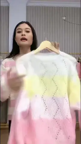 - Sweater Rajut Wanita Rainbow Pelangi Lengan Panjang Pullover Leher Bulat Korea Retro Knitwear Longgar Bergaris Salur Gelombang di cek out sayy🥰🥰#fyp #atasanrajut #outfit #cewe 