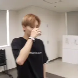 #dk #dokyeom #jeonghan #seventeen #seventeen17_official #saythename_17 #kpop #xyzcba #viral #run2l1sa 