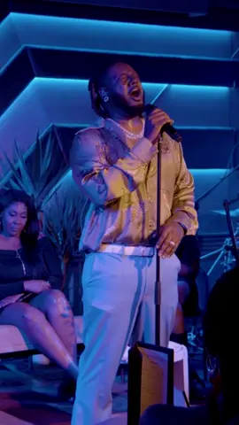 This one goes out to my dad #ontopofthecovers 