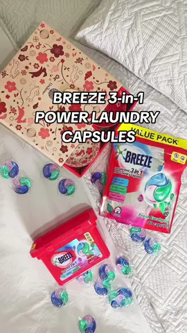Breeze 3-in-1 Power Laundry Capsules: 18 pcs + 40 pcs, with a FREE 4-piece bowl set while stocks last. #unilever #unileversg #breezesg #breeze3in1 #3in1capsules #breeze3in1capsule #breezecapsules #wahkaomcn #wahkaoshop #laundrycapsules #tiktoksg 