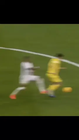 here some explanation from Abe for what happend to David Alaba🥹 #physiotherapy #davidalaba #realmadrid #acl 