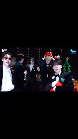 TXT happily ever after finale and greeting]🕺🏻🕺🏻life is not fairytale~🧝🏻‍♀️🧚🏻‍♀️365 everydays.. #happyholidays #christmasparty #holidayparty #holidaypartyoutfit #tomorrow_x_togerher #balancegame_txt #holiday #christmas #ot5txt #thenamechapterfreefall #hapillyeverafter #tomorrowxtogether #ttime #txt #txtmoa #cuteboys #boyband #kpopidol #kpopfyp #4u #fy #u 