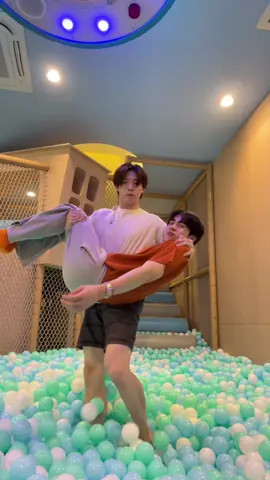 วันนี้ลองเป็นลูกบ้างครับ😂 #รักวัวให้ผูกรักลูกให้โยน #อะไรครับเนี่ย #ฝากลูก #PROXIEth #PROXIEGun #PROXIEKim 