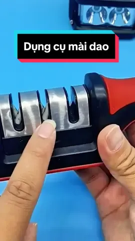 Dụng cụ mài dao rất đơn giản chỉ cần mài thô 10 lần mài mịn 10 lần mài bén 10 lần là xong,ai cũng có thể làm được #dungcumaidao #dungcumaidaokeodanang #dungcumaidaokeocamtay3ranhcaocap #dungcutienich #giadungtienich #giadungthongminh #review 