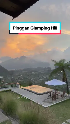 #pingganglampinghill #desapinggan #desapinggankintamani #kintamanimountain #mountbatur #lakebatur #tourism #fyp #kintamanibali #kintamani #sunset 
