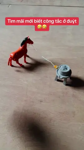 Cho mi xay gạo chạy mỏi chân luôn ngựa ạ🤣🤣 #dochoidangdung #dochoitreem #nguakeocoixaygao #xuhuong 