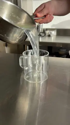 شراب الليمون والزنجبيل  #ليمون #زنجبيل 