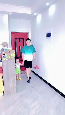Cute, mischievous, funny baby with his parents #funny #funnyvideos #cutebaby #cute 