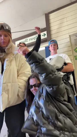 Fam ski day + blake @Alo Yoga 