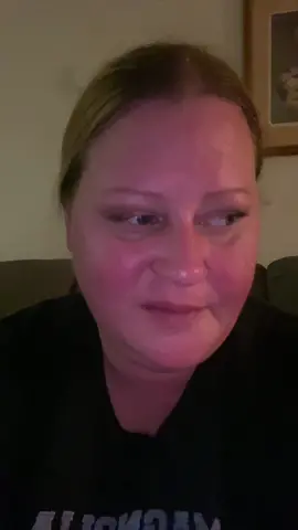 #stitch with @Kim Kardashian Im done watching her!😭😭 #foryoupage #kimkardashian #skims #tf #fyp #biggirl #imsad #fat #old #cryinginpoor #poor 