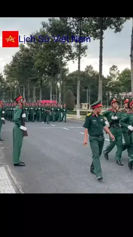 🇻🇳 Buổi tập đội ngủ chuẩn bị khai giảng #quandoinhandanvietnam🇻🇳🇻🇳🇻🇳 #bodoicuho❤️ #bodoivietnam❤️❤️ #bodoivietnam❤ History of Viet Nam  History of Viet Nam #lichsu #lichsuvietnam #vietnam #fypシ #tiktok #viral#viral #foryou