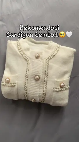 😖🙌🏻🤍 #cardiganwolrajut #cardiganwol #koreastyle 