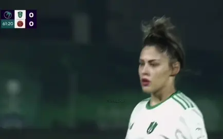 افضل لاعبة في التاريخ🥺💚#اللاعبة_الجزائرية_عبلة_بن_سنوسي🇩🇿♥️ #اكسبلور #الاهلي #الاهلي_السعودي #ahly_love #explor #الدوري_النسائي_السعودي #دوري_النساء 