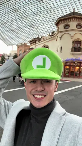 Celebrating holidays in USJ! 🥹 tyL for all the blessings that you have showered me and my family this year ❤️  #fyp #dylanyturralde #japan #japantiktok #universalstudiosjapan 