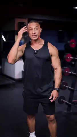 ازاي تسخن يوم تمرين الرجل #workout #bodybuilding #haitham_salama0 #gym #Fitness 
