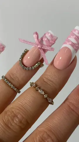 ⋆ ° ⟡ ♡ ༻ 🩰• balletcore •🩰 ༺ ♡ ⟡ ° ⋆ I actually cannot deal with these 🥹 laced with satin ribbon 🎀  #balletcore #balletcorenails #bownails 