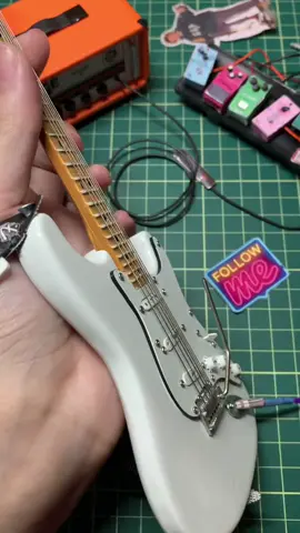 Miniguitar I 'cover' 