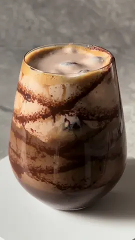 Nutella baileys cream coffee 🍫☕️#nutellacoffee #nutella #nutellalover #nutellarecipe  #chocolatebaileys #baileyscoffee #chocolatelatte #coffee #homeCafe #coffeerecipe #icednutellacoffee #icednutellalatte #icedlattemacchiato #coffeetiktok #nutellalatte #baileys #icedbaileys #coffeeasmr 