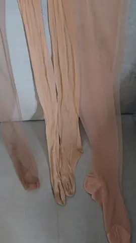 which nylons are your favorite #tanstockings #tantights #tannylons 