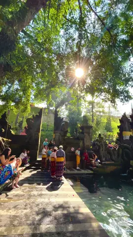 Tirta Empul Bali #tirtaempul #tirtaempultemple #tirtaempulholywater #tampaksiring #gianyarbali #bali 