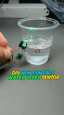 DIY Non Contact Water Level Sensor/ indicator Electronics Project.... Like❣️ comments📋 Share📤  #waterlevel #waterlevelsensor #waterlevelindicator #electronic #electronics #electronicos #electronicproject #electronicprojects #electronicsprojects #electronicsproject #diyelectronic #diyelectronics #diyelectrical #electronicidea #electronicstudent #electronicstudents #electronicsolvers #electronicsengineering #electronicengineering #digitalelectronics #electrical #electrician #electricians  #diyprojects #waelectronics 