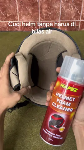 Cuci helm tanpa harus di bilas air #hafezhelmetfoam #penbersihhelm #helmet 
