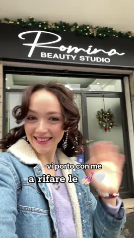 Risposta a @Giulia UNGHIETTE PER CAPODANNO 🥂🪅 Come sempre al @Rominabeautystudio 🤍💅🏻  #capodanno #newyear2024 #newyearnails #nailsinspiration #unghiette #glitternails #glitternailsdesign #glitternail #newnails 