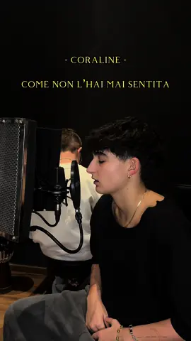 me l’avete chiesta in tantissimi e, dato che a natale siamo tutti più buoni, ho pensato di farvi questo regalino🖤 #fy #fyp #coraline #måneskin 