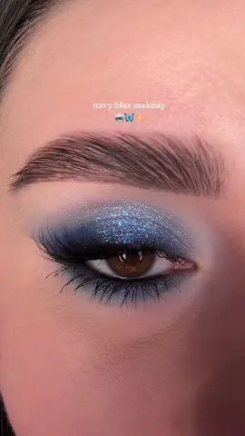 Navy blue makeup 🪩🦋| perfect for new year’s eve party 🥂 | rate this look 0-10 🥰 ————————— @mexmocosmetics Magic Forest palette  @mexmocosmetics pastel drip palette  @lamel.cosmetics.pl kajal eyepencil 401  @houseoflashes Yumi lashes  #eyemakeuptutorial #newyearsmakeup #navyblue 