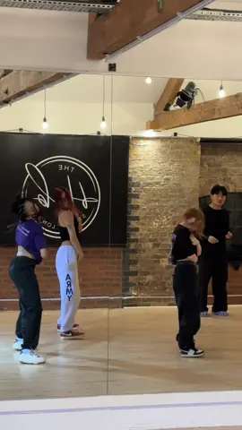 the best classes with sunny #dance #dancer #training #fyp #trending #viral #sunnychoreography #choreo #ldn #03