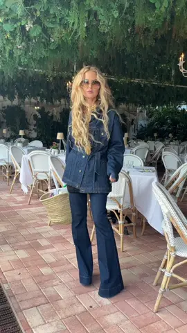 #fashioninspo #fashionicon #fashioninspo #rachelzoe #oldmoneyaesthetic #oldmoneyoutfits #palmbeachcounty #palmbeachisland #palmbeaches #luxury #luxuryoutfit #balmain #quietluxuryoutfits #hermes #luxuryyachts #inspooutfit #inspiring #fyp #foryou 