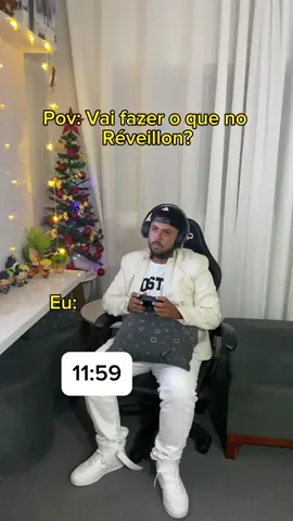 Mais alguem vai passar réveillon jogando um video game ? #games #gamer #vidagamer #reveillon #viradadeano #playstationlifestyle #playstation_br #playmakersbrasil 